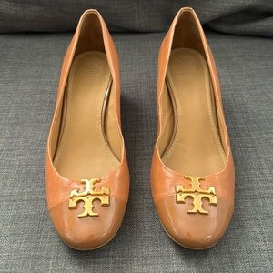 Tory Burch Dual Tone Block Heel Size 10